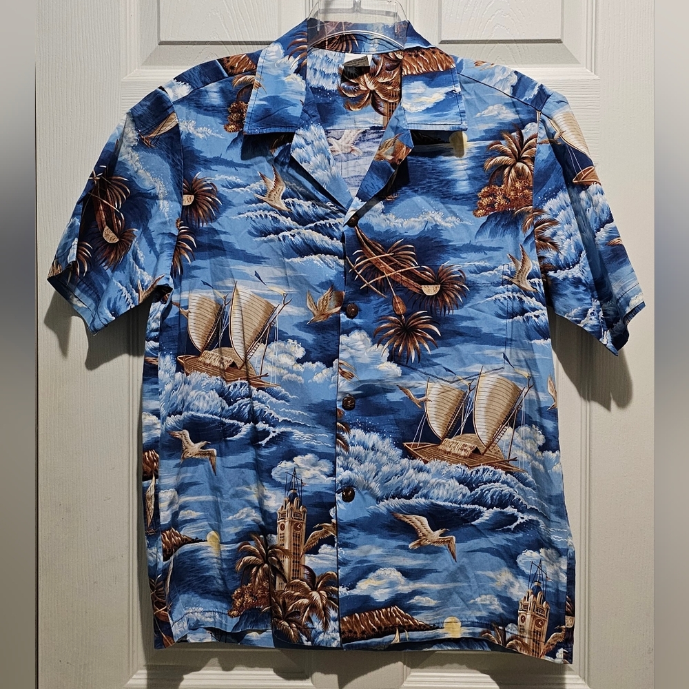 Island Wear Hawaiian Shirt Men Small Ocean Blue Tropical Polynesian Canoe Aloha